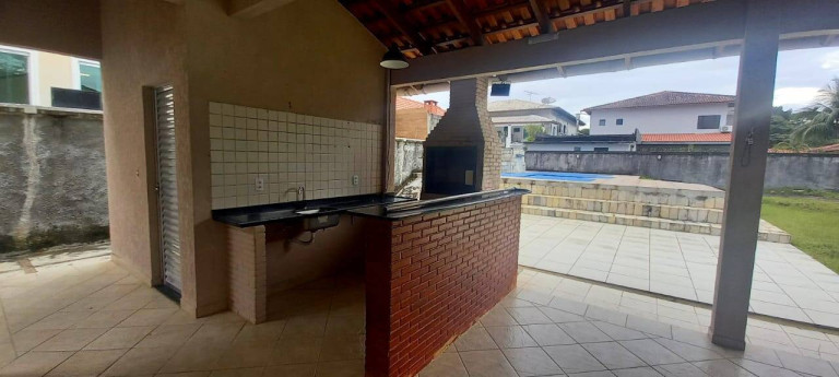 Imagem Casa com 3 Quartos para Alugar, em Ponta Negra - Manaus Imagem Casa com 3 Quartos para Alugar, em Ponta Negra - Manaus