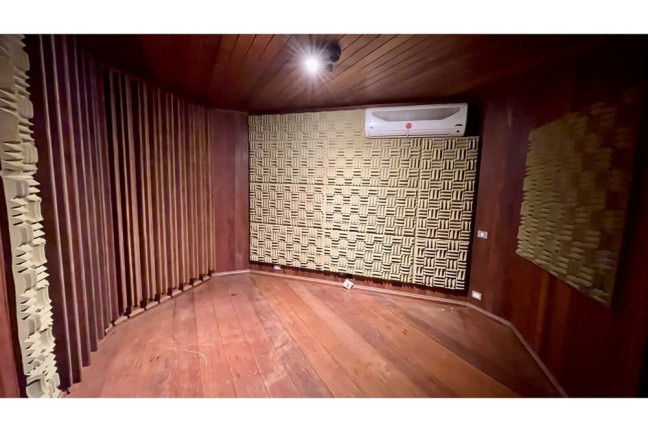 Imagem Casa com 5 Quartos à Venda, 810 m² em Vila Madalena - São Paulo