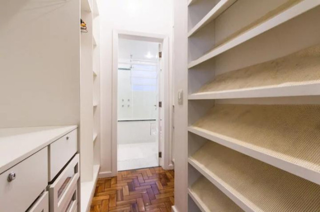 Imagem Apartamento com 3 Quartos à Venda, 120 m² em Copacabana - Rio De Janeiro Imagem Apartamento com 3 Quartos à Venda, 120 m² em Copacabana - Rio De Janeiro