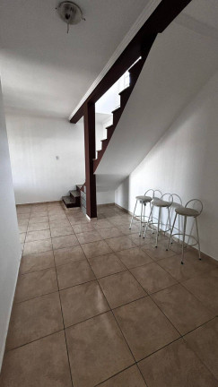 Sobrado com 4 Quartos à Venda, 218 m² em Vila Areao - Taubaté