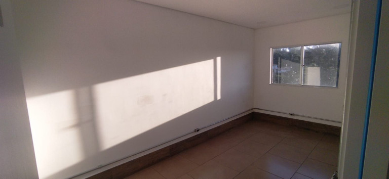 Imagem Sala Comercial para Alugar, 16 m² em Granja Viana - Palm Hills - Cotia Imagem Sala Comercial para Alugar, 16 m² em Granja Viana - Palm Hills - Cotia