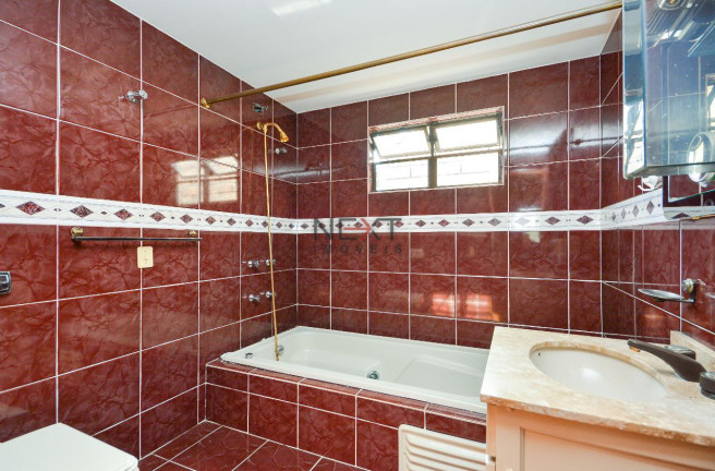 Imagem Casa com 4 Quartos à Venda, 225 m² em Pilarzinho - Curitiba