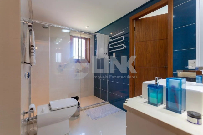 Imagem Casa com 4 Quartos à Venda, 449 m² em Jardim Itu - Porto Alegre