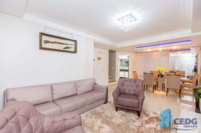 Imagem Sobrado com 3 Quartos à Venda, 180 m² em Boqueirão - Curitiba Imagem Sobrado com 3 Quartos à Venda, 180 m² em Boqueirão - Curitiba
