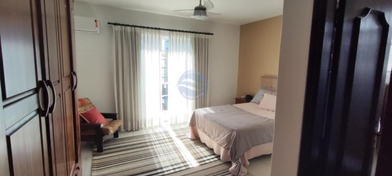 Imagem Sobrado com 3 Quartos à Venda, 156 m² em Embaré - Santos