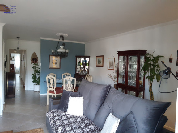 Imagem Casa com 3 Quartos à Venda, 260 m² em Ipanema - Porto Alegre Imagem Casa com 3 Quartos à Venda, 260 m² em Ipanema - Porto Alegre