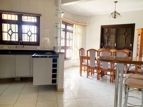 Imagem Sobrado com 3 Quartos à Venda, 234 m² em Marechal Rondon - Canoas Imagem Sobrado com 3 Quartos à Venda, 234 m² em Marechal Rondon - Canoas