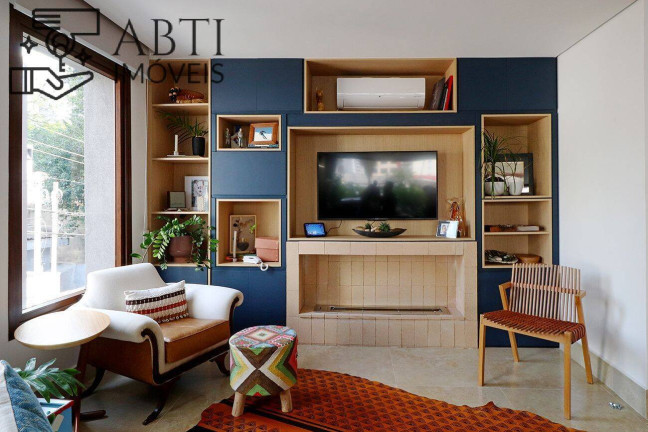 Imagem Casa com 3 Quartos à Venda, em São Paulo Imagem Casa com 3 Quartos à Venda, em São Paulo