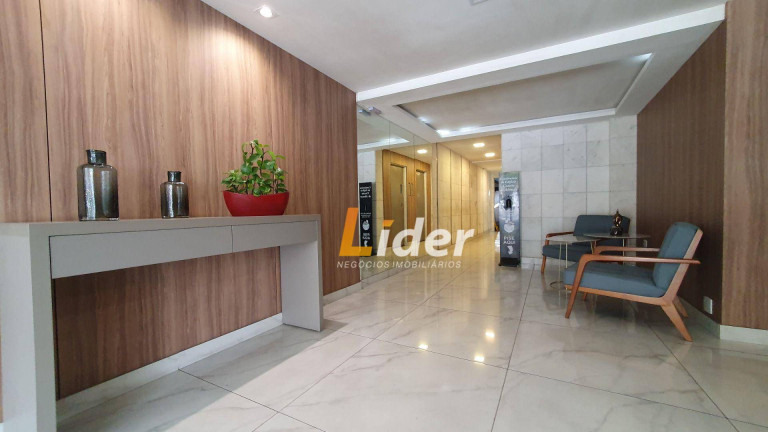 Imagem Apartamento com 4 Quartos à Venda, 120 m² em Centro - Juiz De Fora