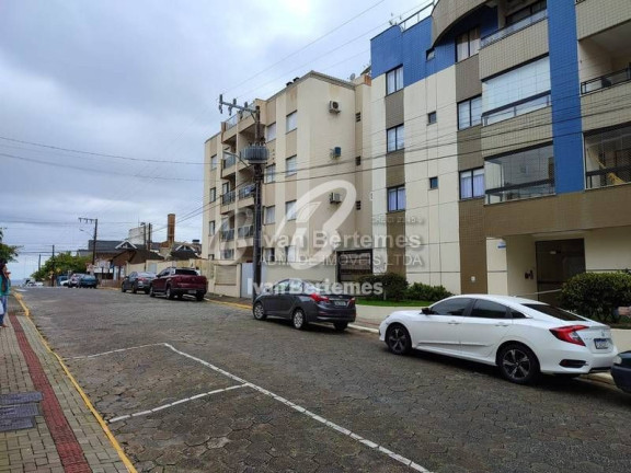Imagem Apartamento com 3 Quartos para Temporada, em Bombas - Bombinhas Imagem Apartamento com 3 Quartos para Temporada, em Bombas - Bombinhas