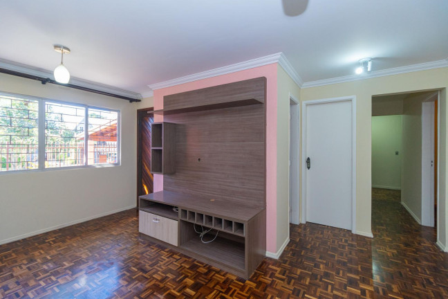 Imagem Sobrado com 4 Quartos para Alugar, 142 m² em Orleans - Curitiba Imagem Sobrado com 4 Quartos para Alugar, 142 m² em Orleans - Curitiba