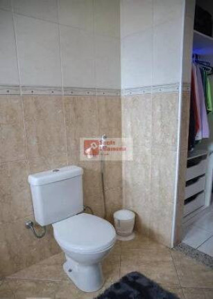 Imagem Sobrado com 3 Quartos à Venda, 220 m² em Santa Maria - Santo André Imagem Sobrado com 3 Quartos à Venda, 220 m² em Santa Maria - Santo André