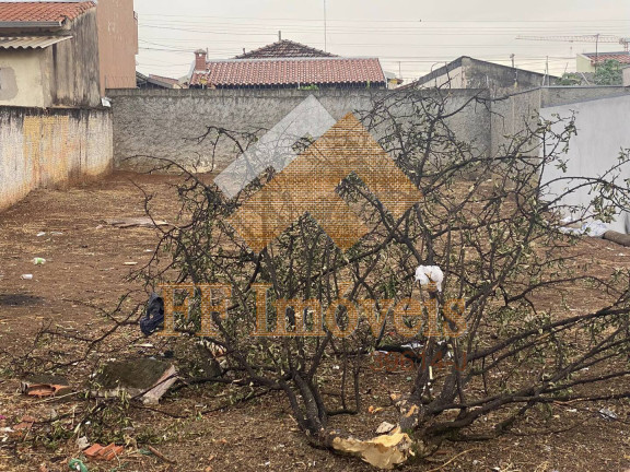 Imagem Terreno à Venda, 250 m² em Chácara Parque Club - São Carlos Imagem Terreno à Venda, 250 m² em Chácara Parque Club - São Carlos