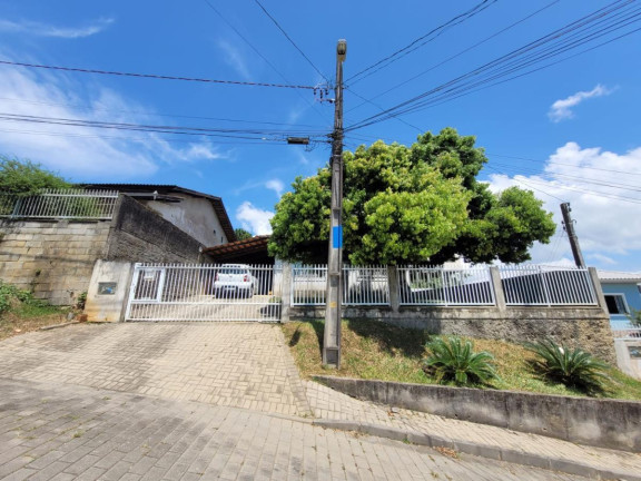 Casa com 3 Quartos à Venda, 150 m² em João Costa - Joinville