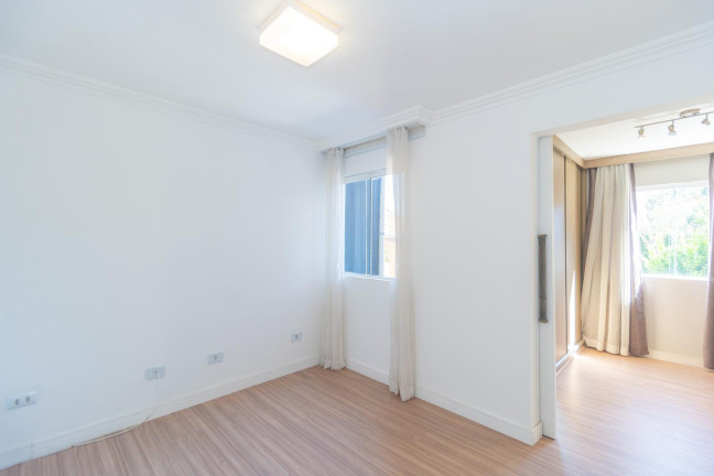 Imagem Sobrado com 2 Quartos para Alugar, 88 m² em Alto Boqueirão - Curitiba