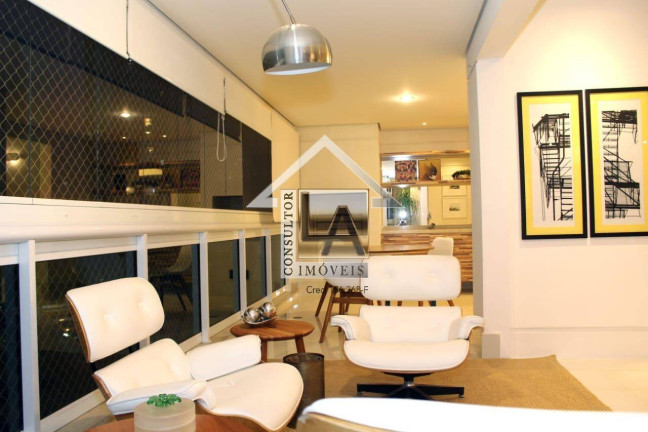 Apartamento com 3 Quartos à Venda, 240 m² em Brooklin - São Paulo