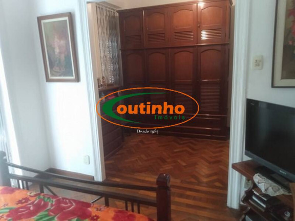 Imagem Casa com 4 Quartos à Venda, 226 m² em Tijuca - Rio De Janeiro Imagem Casa com 4 Quartos à Venda, 226 m² em Tijuca - Rio De Janeiro