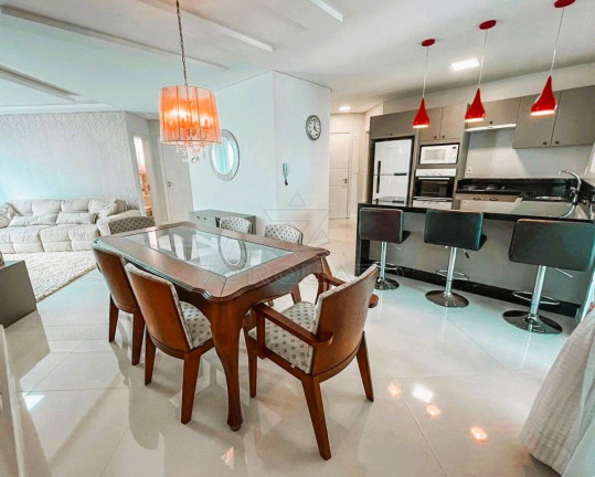 Imagem Apartamento com 4 Quartos à Venda, 147 m² em Centro - Balneário Camboriú Imagem Apartamento com 4 Quartos à Venda, 147 m² em Centro - Balneário Camboriú