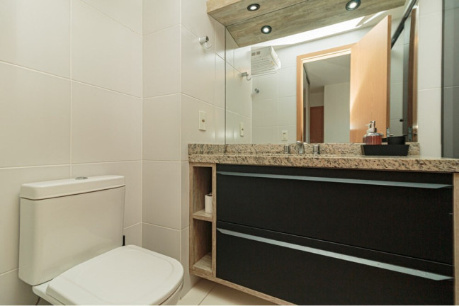 Imagem Imóvel com 2 Quartos à Venda, 69 m² em Passo Da Areia - Porto Alegre Imagem Imóvel com 2 Quartos à Venda, 69 m² em Passo Da Areia - Porto Alegre