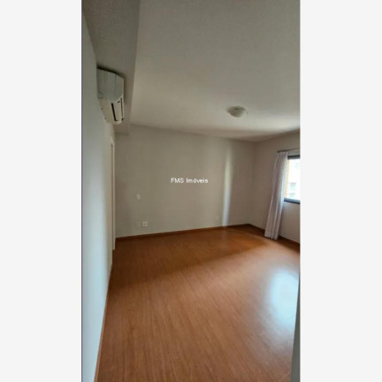 Imagem Imóvel com 3 Quartos à Venda, 167 m² em Moema - São Paulo Imagem Imóvel com 3 Quartos à Venda, 167 m² em Moema - São Paulo