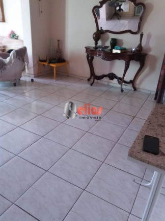 Imagem Casa com 3 Quartos à Venda, 270 m² em Vila Santa Tereza - Bauru Imagem Casa com 3 Quartos à Venda, 270 m² em Vila Santa Tereza - Bauru