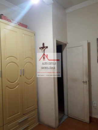 Imagem Casa com 2 Quartos à Venda, 60 m² em Piedade - Rio De Janeiro Imagem Casa com 2 Quartos à Venda, 60 m² em Piedade - Rio De Janeiro
