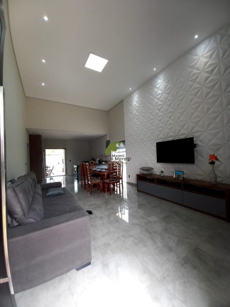 Imagem Casa com 3 Quartos à Venda, 150 m²