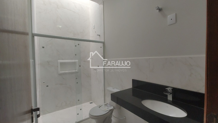Imagem Imóvel com 3 Quartos à Venda, 208 m² em Cajuru Do Sul - Sorocaba Imagem Imóvel com 3 Quartos à Venda, 208 m² em Cajuru Do Sul - Sorocaba