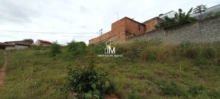 Imagem Terreno à Venda, 360 m² em São Sebastião - Igarapé Imagem Terreno à Venda, 360 m² em São Sebastião - Igarapé