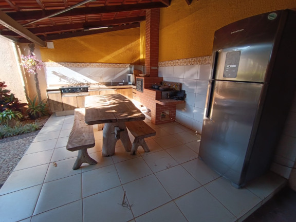 Imagem Casa com 3 Quartos à Venda, 212 m² em Parque Flamboyant - Aparecida De Goiania Imagem Casa com 3 Quartos à Venda, 212 m² em Parque Flamboyant - Aparecida De Goiania