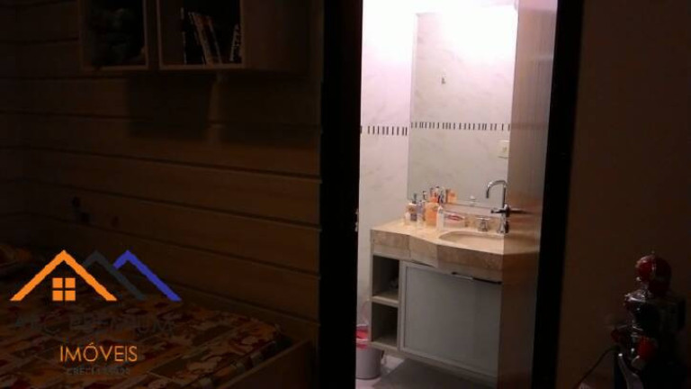 Imagem Sobrado com 4 Quartos à Venda, em Campestre - Santo André Imagem Sobrado com 4 Quartos à Venda, em Campestre - Santo André
