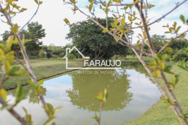 Imagem Imóvel com 3 Quartos à Venda, 350 m² em Ibiti Royal Park - Sorocaba Imagem Imóvel com 3 Quartos à Venda, 350 m² em Ibiti Royal Park - Sorocaba