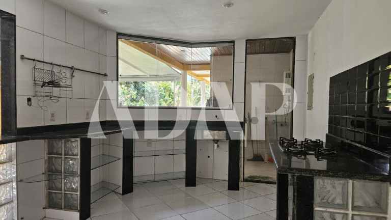 Imagem Casa com 3 Quartos à Venda, 400 m² em Vargem Grande - Rio De Janeiro