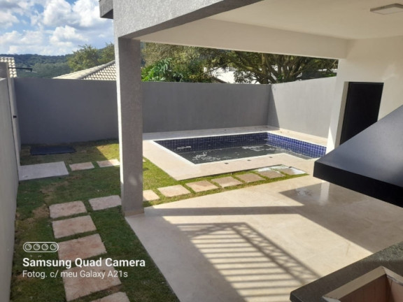 Imagem Casa com 3 Quartos à Venda, 250 m² em Sun Valley - Mairiporã Imagem Casa com 3 Quartos à Venda, 250 m² em Sun Valley - Mairiporã