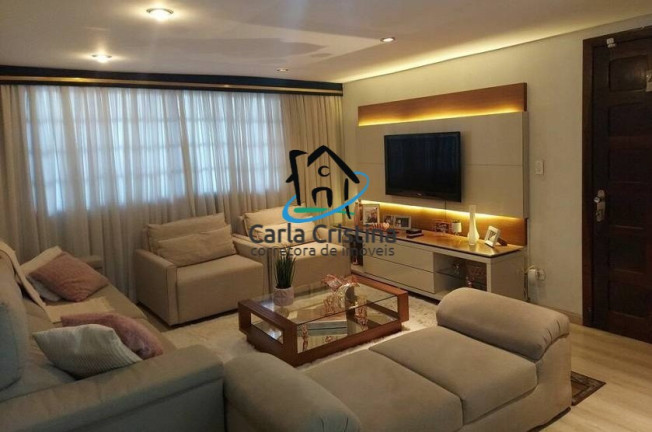 Imagem Sobrado com 6 Quartos à Venda, 528 m² em Boa Vista - Curitiba Imagem Sobrado com 6 Quartos à Venda, 528 m² em Boa Vista - Curitiba