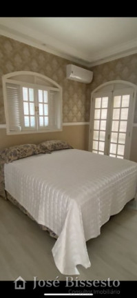Imagem Casa com 5 Quartos à Venda, 980 m² em Granja Viana - Carapicuiba Imagem Casa com 5 Quartos à Venda, 980 m² em Granja Viana - Carapicuiba