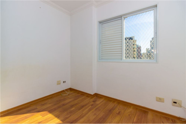 Imagem Imóvel com 3 Quartos à Venda, em Vila Mariana - São Paulo Imagem Imóvel com 3 Quartos à Venda, em Vila Mariana - São Paulo