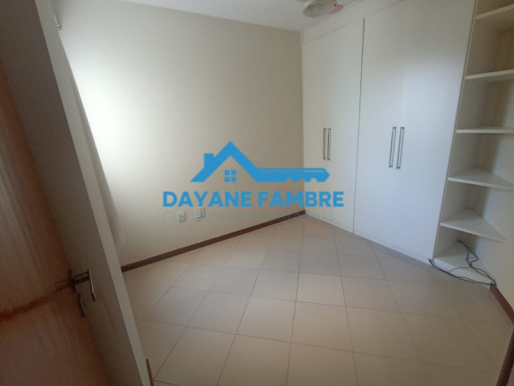 Imagem Apartamento com 3 Quartos à Venda, 120 m²