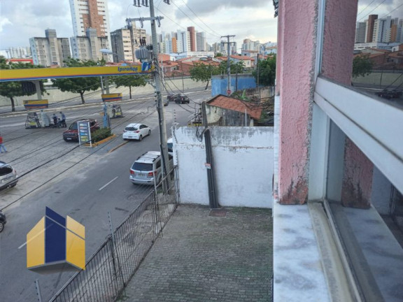Imagem Apartamento com 2 Quartos à Venda, 130 m²