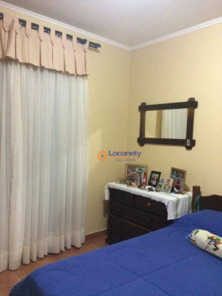 Imagem Casa com 4 Quartos à Venda, 284 m² em Vila São José - Ribeirão Pires Imagem Casa com 4 Quartos à Venda, 284 m² em Vila São José - Ribeirão Pires