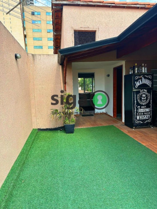 Imagem Casa com 3 Quartos à Venda, 210 m² em Brooklin - São Paulo Imagem Casa com 3 Quartos à Venda, 210 m² em Brooklin - São Paulo