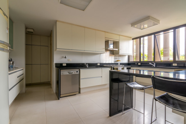 Imagem Sobrado com 4 Quartos à Venda, 885 m² em Pacaembu - São Paulo Imagem Sobrado com 4 Quartos à Venda, 885 m² em Pacaembu - São Paulo