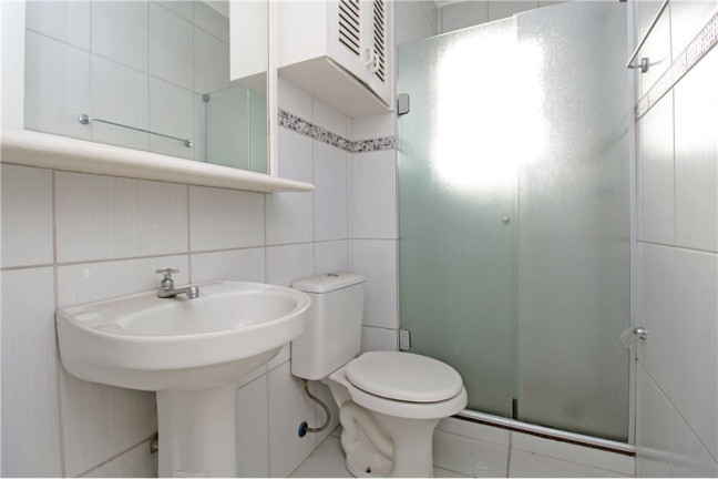 Imagem Imóvel com 2 Quartos à Venda, em Santana - Porto Alegre Imagem Imóvel com 2 Quartos à Venda, em Santana - Porto Alegre