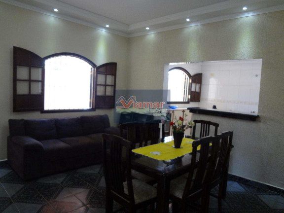 Imagem Casa com 2 Quartos para Temporada, 90 m² em Jardim Enseada - Guarujá Imagem Casa com 2 Quartos para Temporada, 90 m² em Jardim Enseada - Guarujá