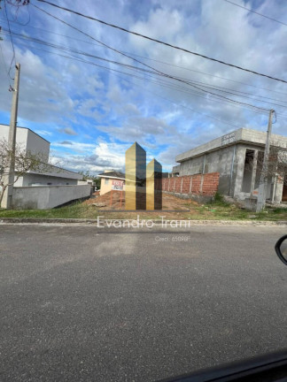Terreno à Venda, 300 m² em Bairro Do Grama - Caçapava