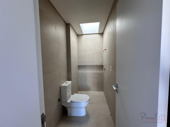 Imagem Apartamento com 3 Quartos à Venda, em Jurerê - Florianópolis Imagem Apartamento com 3 Quartos à Venda, em Jurerê - Florianópolis