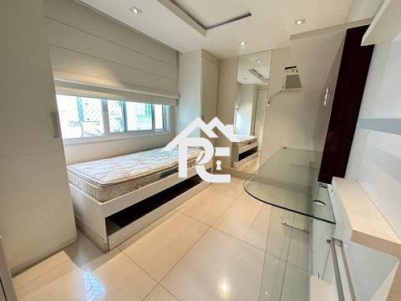 Imagem Apartamento com 4 Quartos à Venda, 140 m² em Icaraí - Niterói