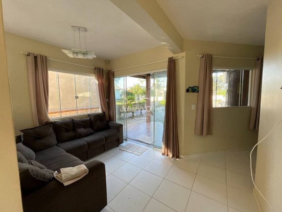 Imagem Casa com 3 Quartos à Venda, 120 m² em Barra Do Sai - Itapoá