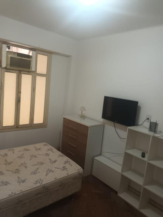 Imagem Apartamento com 2 Quartos à Venda,  em Copacabana - Rio De Janeiro