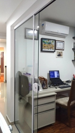 Imagem Apartamento com 3 Quartos à Venda, 101 m² em Rio Branco - Porto Alegre Imagem Apartamento com 3 Quartos à Venda, 101 m² em Rio Branco - Porto Alegre